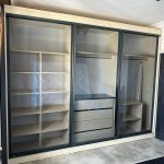 Füme Cam Kapaklı Sürgülü Gardırop